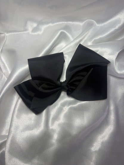 Black Classic Bow