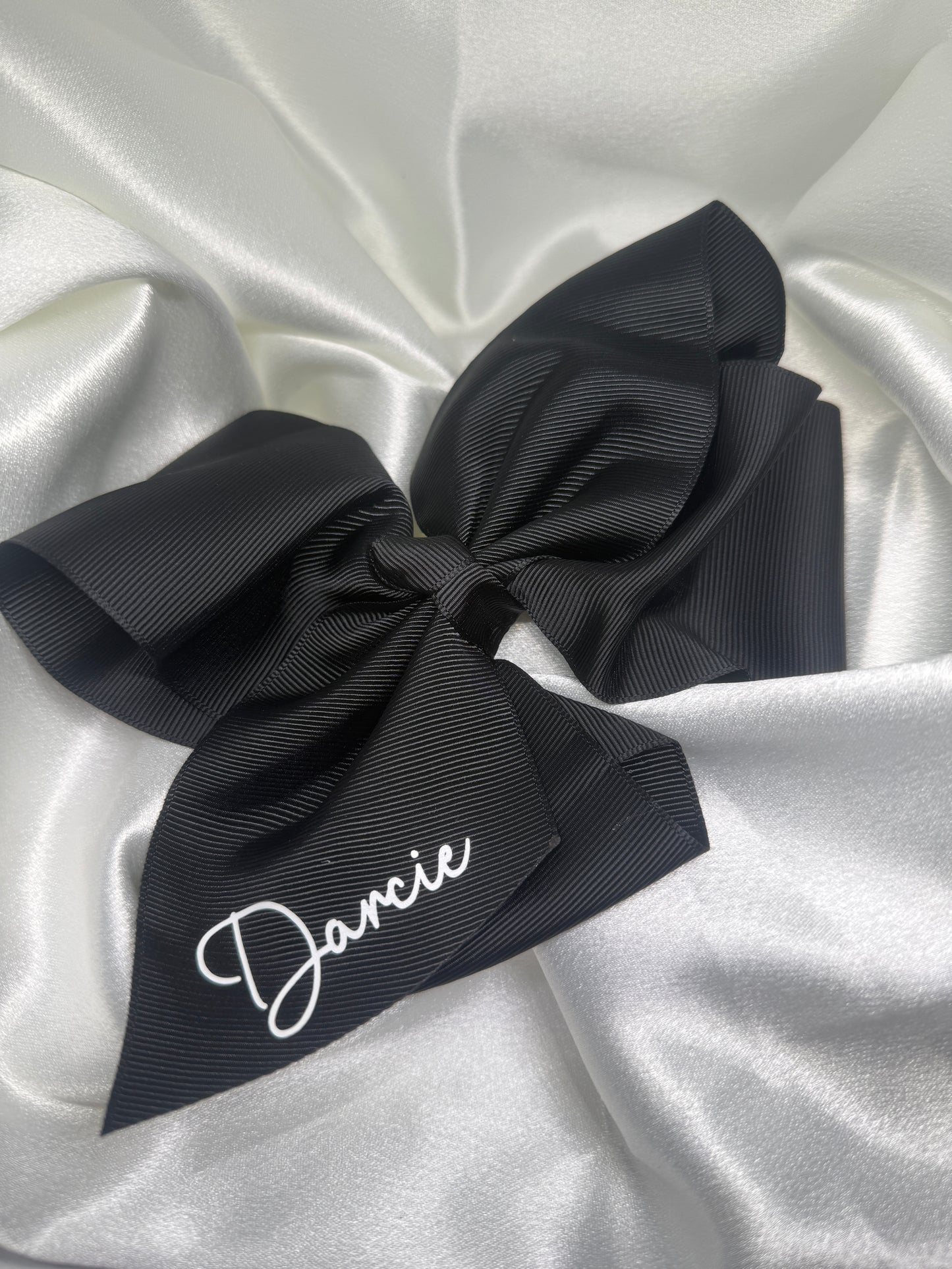 Red Classic Bow